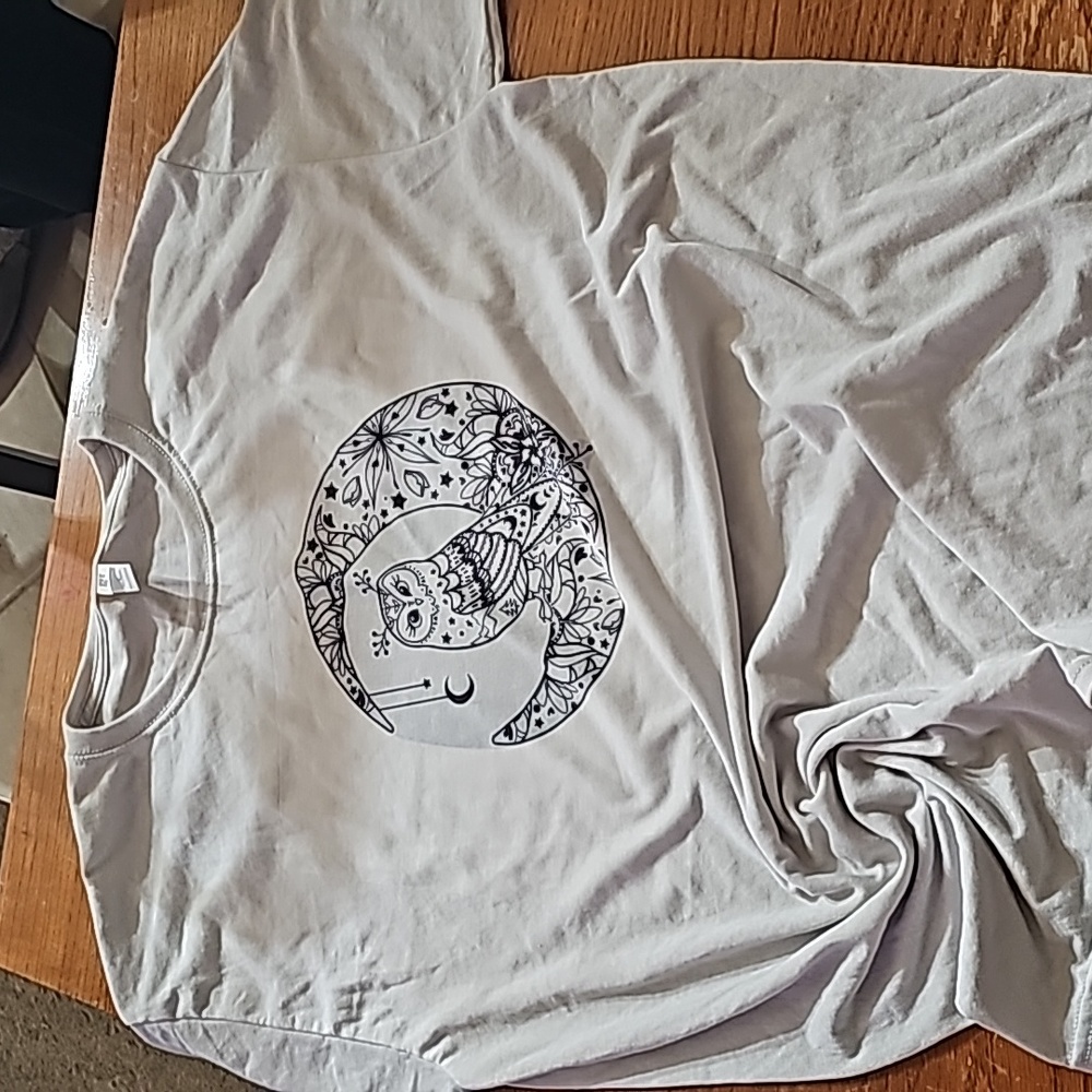 Owl design tshirt
